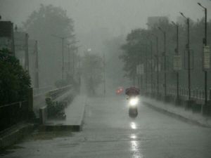 CG- इन जिलों में भारी वर्षा तथा वज्रपात की चेतावनी...मौसम विभाग ने जारी किया अलर्ट...!!