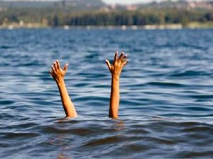 नाले में नहाने गए दो बच्चियों की डूबने से मौत, परिजनों का रो रोकर बुरा हाल