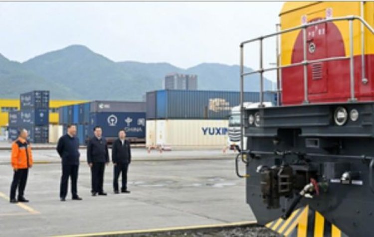 शी चिनफिंग ने छोंगछिंग का निरीक्षण किया