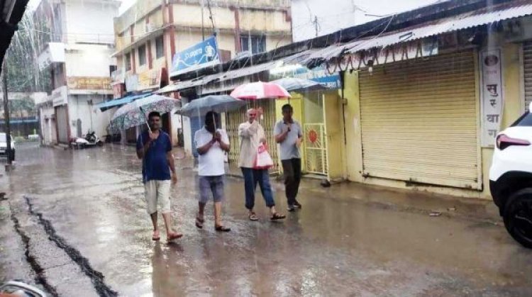 बारिश, गर्मी से मिली राहत