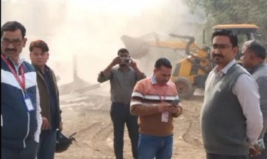 ग्वालियर :मंदिर की 100 करोड़ की जमीन पर प्लाटिंग! प्रशासन ने चलवा दिया बुलडोजर