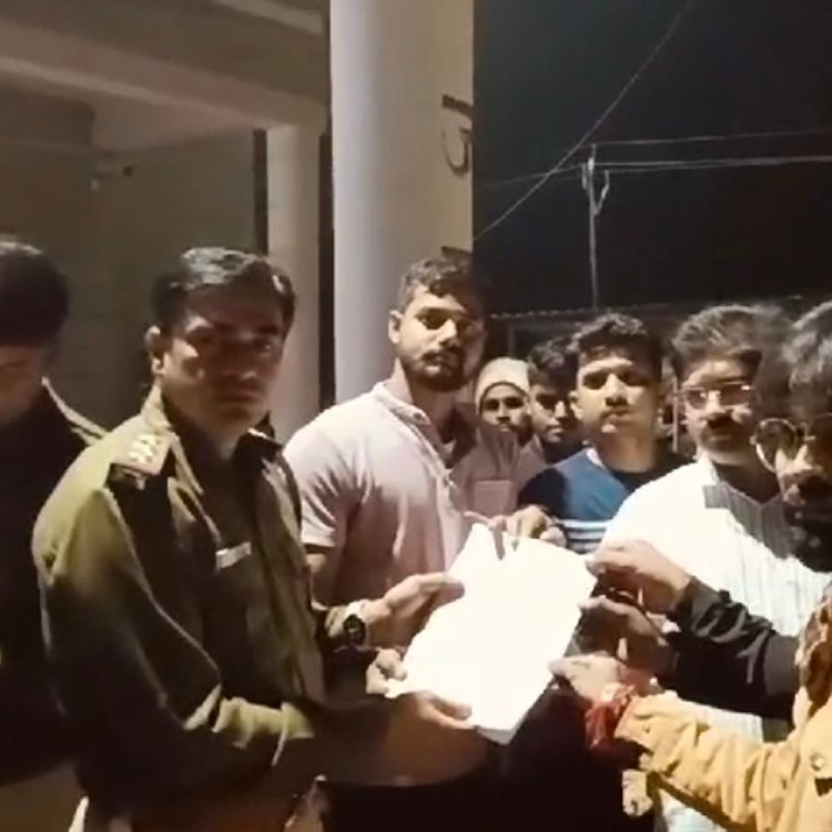 सीधी में फूंक मारते ही कर देते हैं बेहोश:हिंदू संगठनों ने शिकायत की, आरोपी बोला- पहले हिंदू था, क्रिश्चियन धर्म अपनाया तो बीमारी ठीक हुई