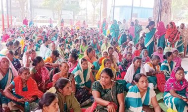 मितानिनों की हड़ताल जारी, धरना-प्रदर्शन