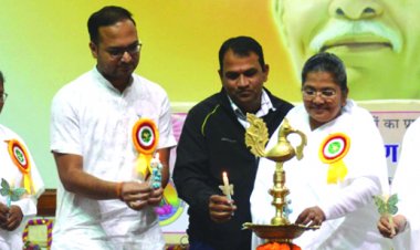 प्रशासन में उत्कृष्टता आध्यात्मिकता समावेश से आती है-विधात्री दीदी