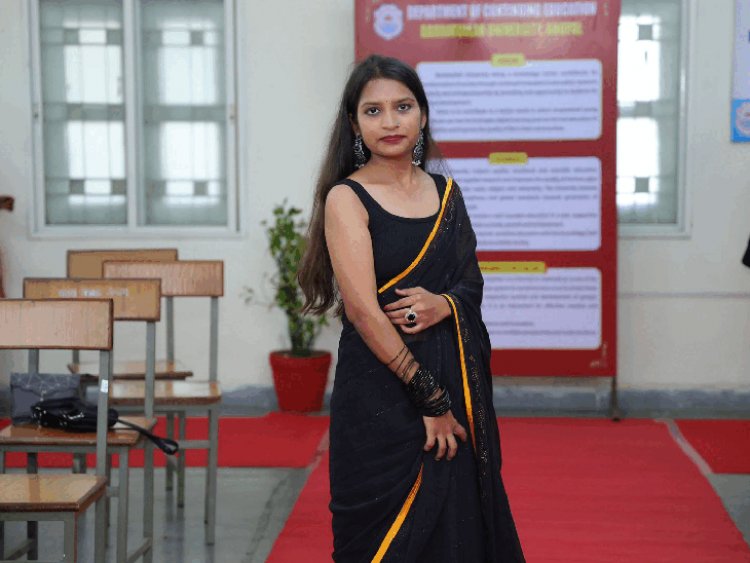 बीयू में छात्रों ने किया बॉलीवुड किरदारों का रीक्रिएशन:सेज यूनिवर्सिटी के डिजाइन विभाग ने रैंप वॉक में जीवंत किए फिल्मी पात्र