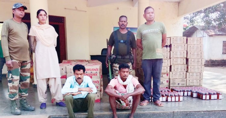 घर में दबिश देकर 10 लाख की पकड़ी अवैध शराब, 2 गिरफ्तार