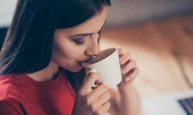 Health Tips : ब्लैक कॉफी के फायदे और नुकसान: जानें सेहत पर इसका असर और सही मात्रा