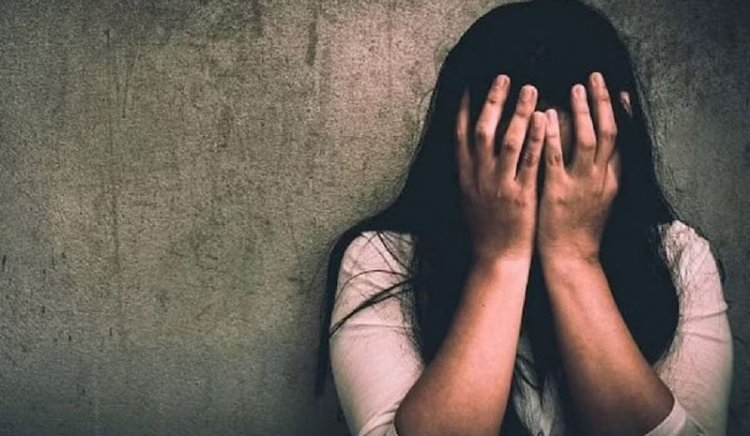 सरपंच की शर्मनाक हरकत : महिला से की ये घटिया डिमांड, बोला -मुझे पैसा नही कुछ और चाहिए, फिर जो हुआ….
