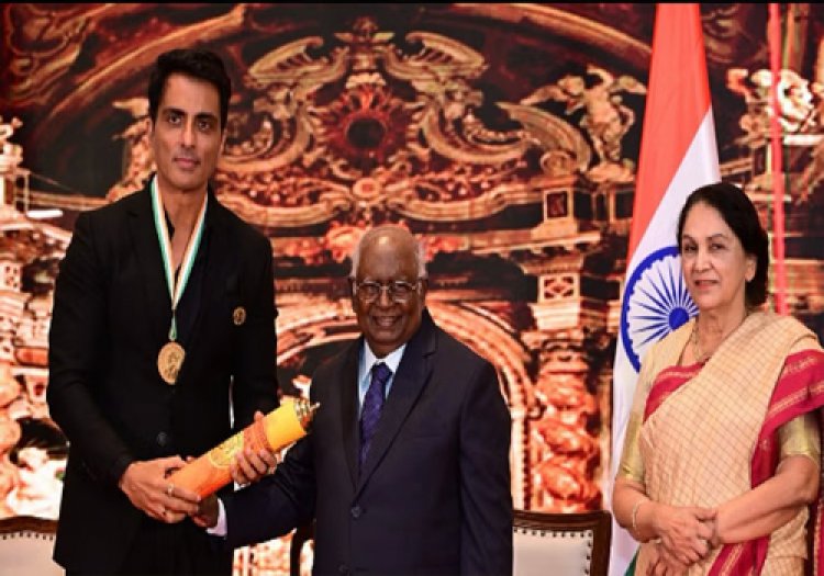 सोनू सूद को मिला ह्यूमैनिटेरियन अवॉर्ड; कोरोना काल के दौरान देशभर में की थी लोगों की मदद