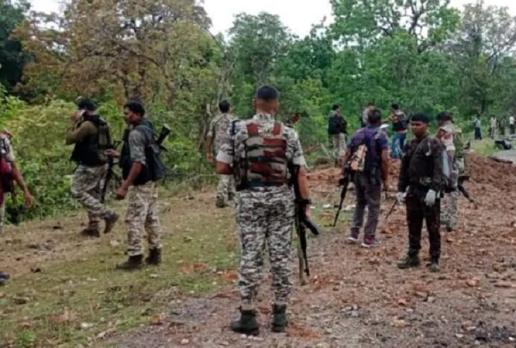 बीजापुर में नक्सलियों के खिलाफ बड़ा अभियान, दो महिला समेत पांच नक्सली ढेर, कुल सात शव बरामद