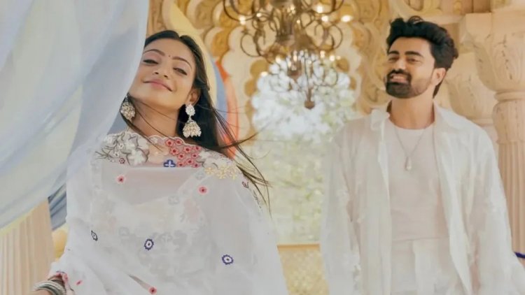 Monalisa का पहला म्यूजिक वीडियो हुआ रिलीज, सफेद लहंगे में खूबसूरत लगी वायरल गर्ल …