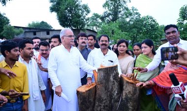 “डबल इंजन” अडानी का मुलाजिम बनकर छत्तीसगढ़ बर्बाद कर रहा है. पूर्व मुख्यमंत्री