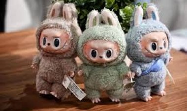 भयानक चेहरे वाली लाबूबू डॉल की दुनियाभर में चर्चा लोगों में बढ़ा क्रेज