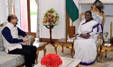 राष्ट्रपति श्रीमती मुर्मु से राज्यपाल श्री डेका ने की सौजन्य भेंट