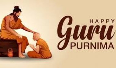 गुरु बिन ज्ञान न होता, गुरु बिन मिल न पात गुरु है ज्ञान का सागर, गुरु है भव्य विधाता ! Happy Guru Purnima !