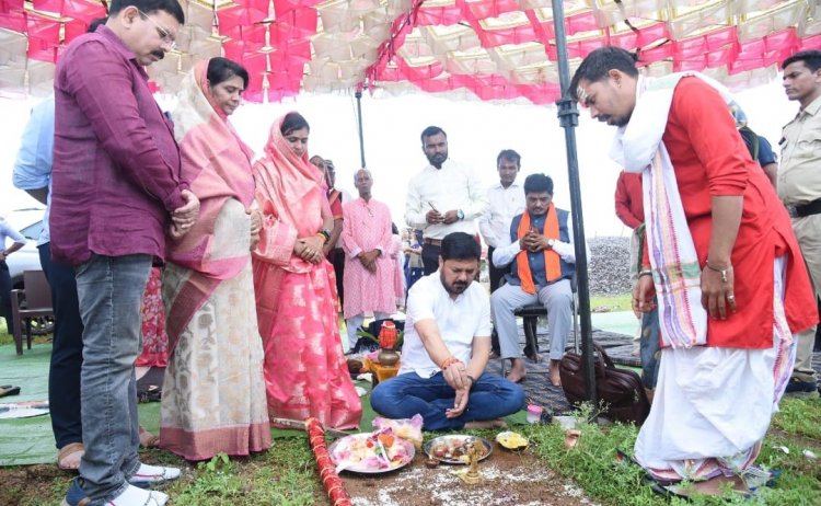 विधायक अनुज ने एक करोड़ छत्तीस लाख रुपये के विकास कार्यों का किया भूमिपूजन