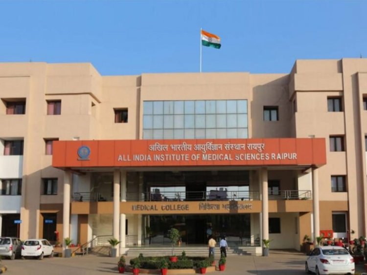 एम्स रायपुर को मिला नया अध्यक्ष, इन्हें दी गई जिम्मेदारी, स्वास्थ्य मंत्रालय ने जारी किया नोटिफिकेशन…..