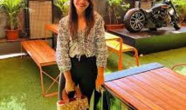 नव्य का अश्लील वीडियो अयान परवेज के मोबाइल से मिले सोशल मीडिया पर हंगामा मचा हुआ है.