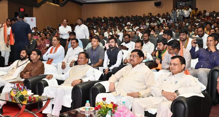 ‘मन की बात’ हर माह देती है नई प्रेरणा, विकसित छत्तीसगढ़ के निर्माण में सभी करें योगदान – मुख्यमंत्री साय