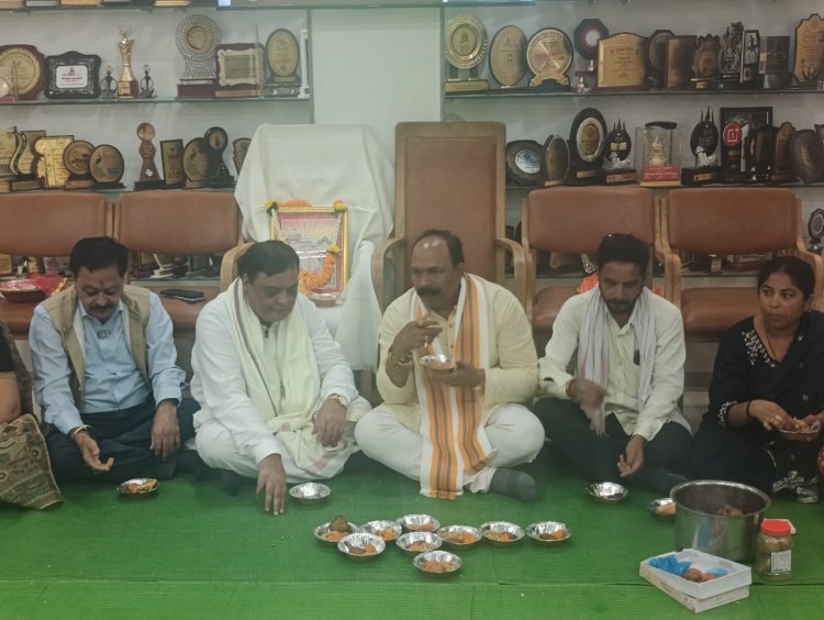 पूर्व विधायक कार्यालय में धूम धाम से मनाया नुआखाई