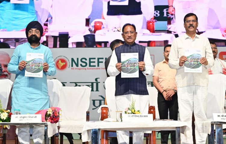 देश में सौर ऊर्जा के उपभोक्ता अब केवल ऊर्जा उत्पादक ही नहीं, बल्कि ऊर्जा दाता भी बन रहे हैं।