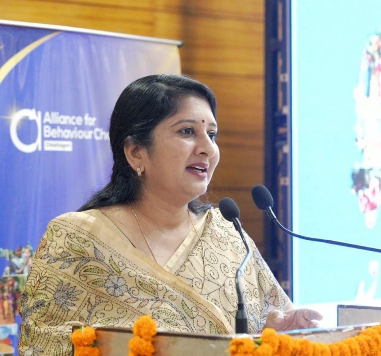  4 वर्ष से चल रहे अभिभावक और शाला के विवाद का डॉ. वर्णिका शर्मा ने मात्र 3 दिन में किया निराकरण