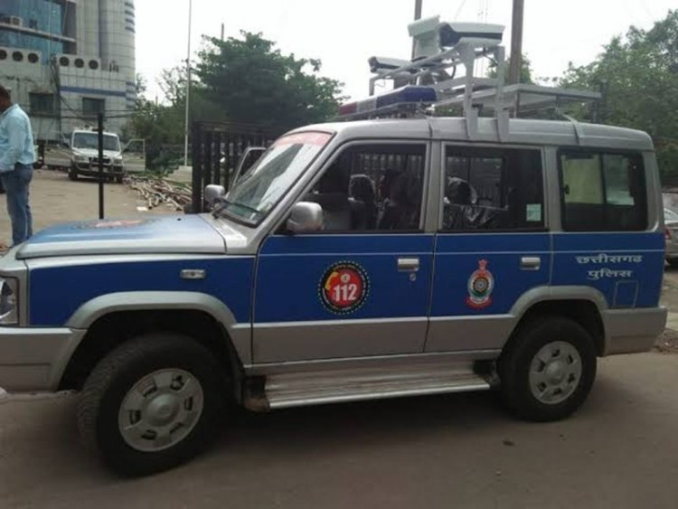 डायल-112 के पुलिसकर्मी से मारपीट, बदमाशों ने वर्दी फाड़कर गाड़ी जलाने की दी धमकी