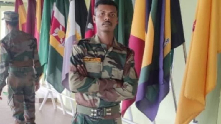 CG – पंचतत्व में विलीन हुआ बस्तर का जवान, अंतिम दर्शन के लिए उमड़ा हुजूम, हर आंखों से छलके आंसू