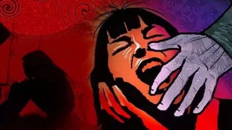Crime : दुर्गा दर्शन कराने के बहाने 9 साल की मासूम से रेप, जंगल ले जाकर बड़े पापा ने किया दुष्कर्म