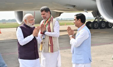 ना भारतीय जनता पार्टी का गमछा ना फूल न फूल माला ना ही गुलदस्ता सिर्फ हाथ जोड़कर अभिवादन