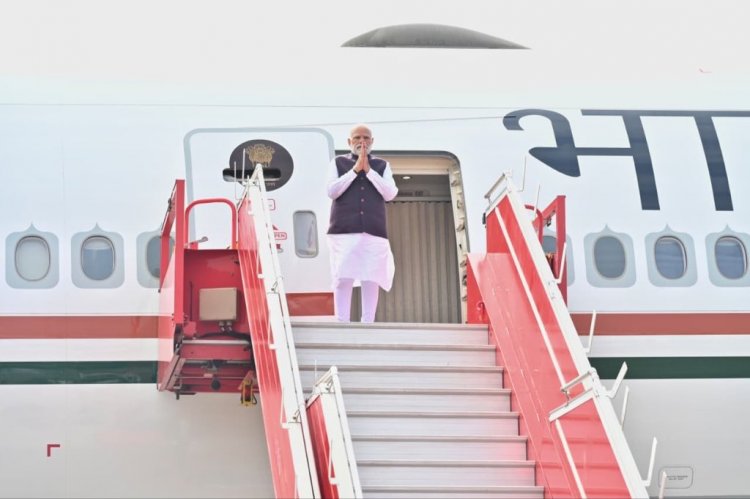 प्रधानमंत्री मोदी पहुंचे रायपुर, नए विधानसभा भवन का उद्घाटन, राज्योत्सव का करेंगे शुभारंभ