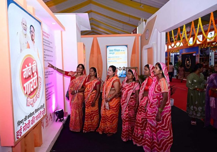 लोगों ने जनसम्पर्क विभाग की फोटो प्रदर्शनी को सराहा: राज्य की उपलब्धियों और योजनाओं की दिखी झलक….