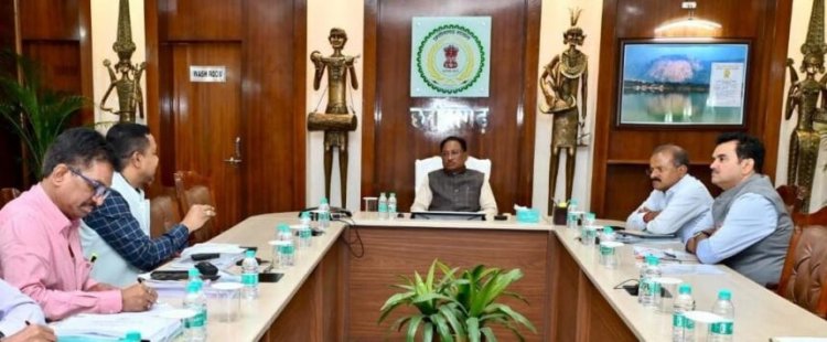 गुणवत्तापूर्ण कार्य करते हुए सिंचाई परियोजनाओं के कार्य में लाएँ गति – मुख्यमंत्री विष्णु देव साय