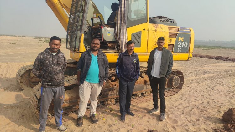एक चैन माउंटेन और 8 ट्रैक्टर जब्त : रेत भंडारण की दो अनुज्ञप्तियां निरस्त