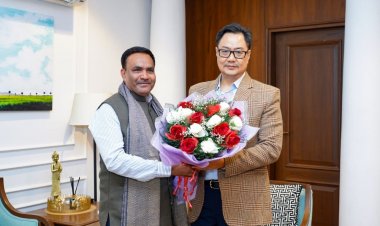 वक्फ संपत्तियों के संरक्षण और मुस्लिम युवाओं के कौशल विकास से जुड़े विषयों पर विस्तृत चर्चा की-डॉ. सलीम राज