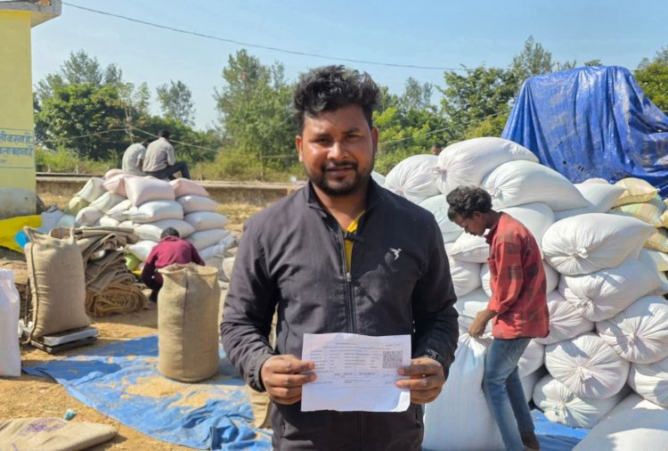 श्रीगढ़ के लघु किसान मनोज राजवाड़े ने की खरीदी व्यवस्था की सराहना