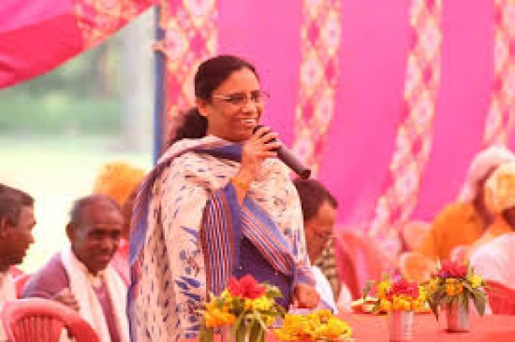 विधायक सुश्री उसेण्डी ने बंधा तालाब का किया निरीक्षण