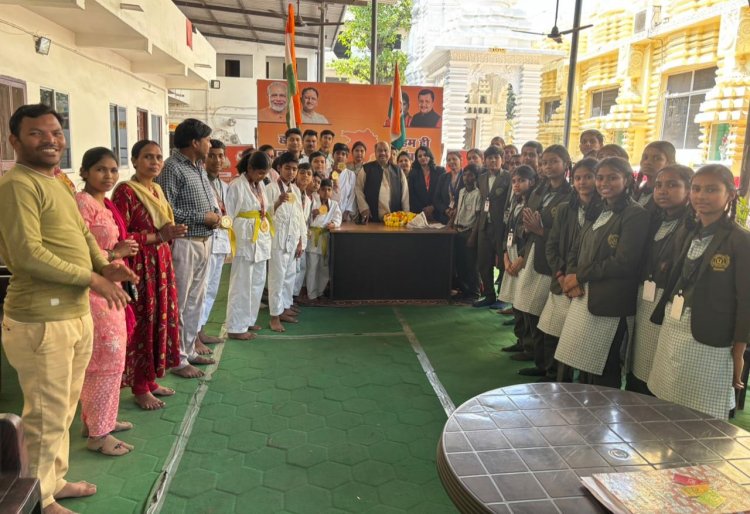 जिले के कराटे खिलाड़ियों ने इंटरनेशनल स्तर पर पदक जीतकर बढ़ाया रायपुर का गौरव