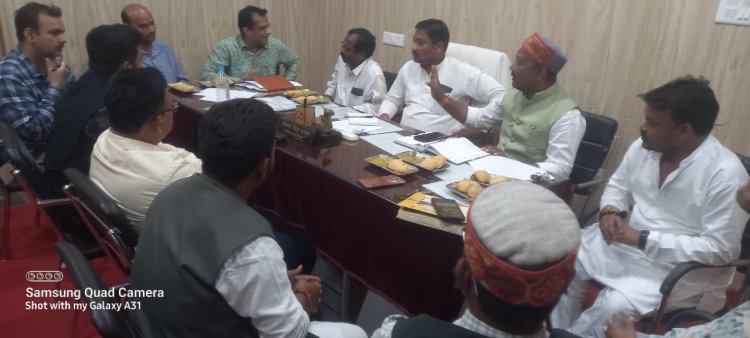 गर्मी से पहले पेयजल संकट से निपटने जल विभाग से सम्बंधित कार्यों की समीक्षा बैठक..