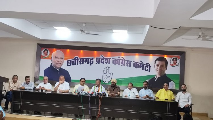 छत्तीसगढ़ को भाजपा के नेताओं ने एटीएम कार्ड बना लिया है
