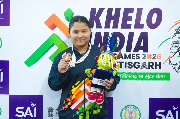 चार साल की बेटी को घर पर छोड़, असम की भारोत्तोलक पल्लवी ने जीता खेलो इंडिया ट्राइबल गेम्स में पदक