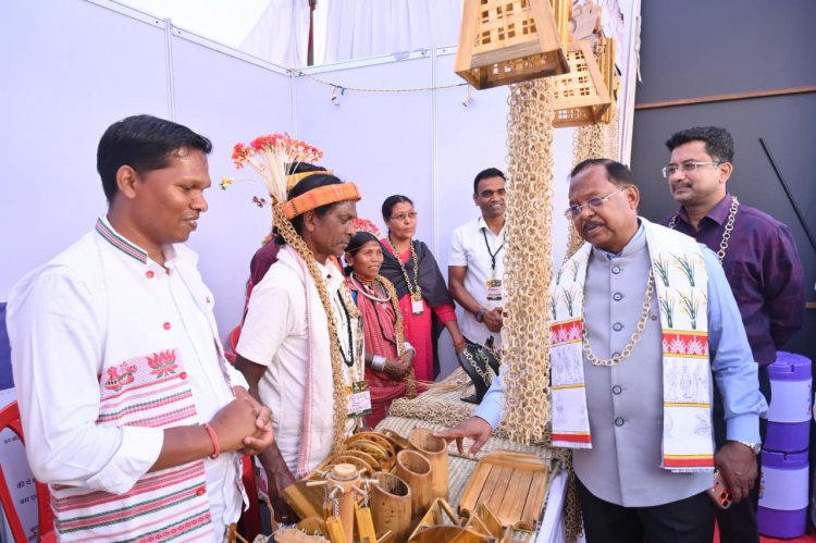प्रकृति में जनजातीयों की अटूट आस्था, देवी-देवताओं के वास से जल जंगल का हो रहा संरक्षण व संवर्धन : मंत्री श्री रामविचार नेताम