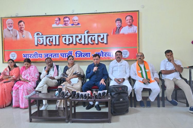     लखन लाल देवांगन ने दी खुली चुनौती... बोले एक रुपए लेने का भी आरोप साबित करके दिखाएं जय सिंह अग्रवाल 