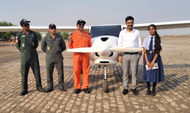 ’फाइटर प्लेन और कॉकपिट का लिया रोमांचक अनुभव, एयरक्राफ्ट की कार्यप्रणाली समझकर बढ़ाया ज्ञान’