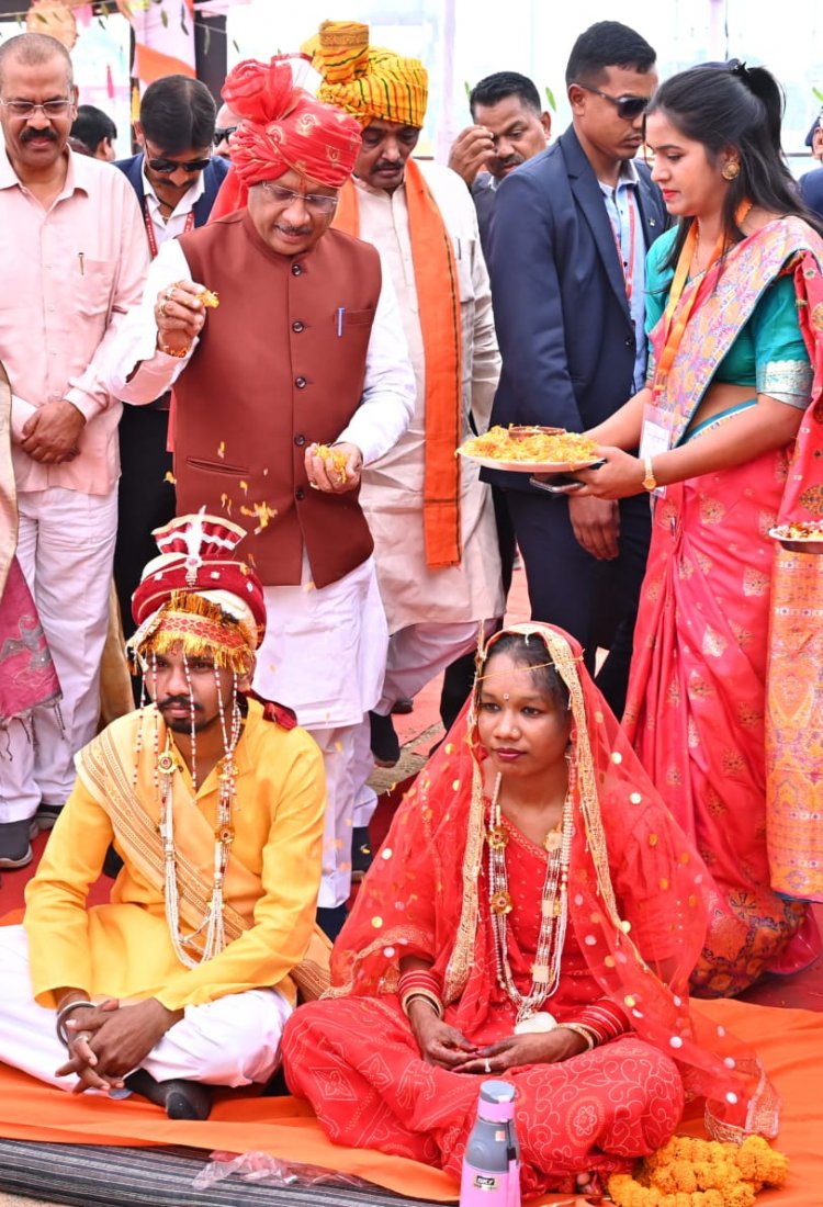 मुख्यमंत्री कन्या विवाह योजना ने हजारों गरीब परिवारों की चिंताओं को कम करते हुए बेटियों के सपनों को नई पहचान दी है।