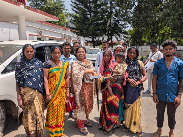 ग्राम संबलपुर बड़ेपारा के ग्रामीणों की पेयजल समस्या हुई दूर विधायक से मिलकर ग्रामीणों ने जताया आभार