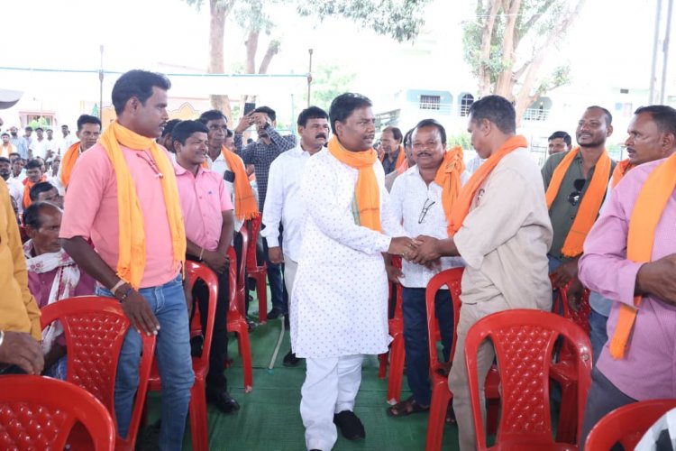 भानपुरी मंडल बैठक में केदार कश्यप बोले — संगठन की मजबूती से तेज होगा बस्तर का विकास