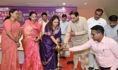 पश्चिम विधायक राजेश मूणत और महापौर मीनल चौबे सहित निगम आयुक्त, पार्षदगण पहुँचे सुशासन तिहार शिविर