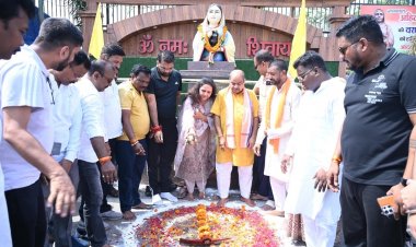 देवी अहिल्या बाई होल्कर मूर्ति स्थल पर शेड निर्माण, यादवपारा भवन के पास पेवर ब्लाक लगाने का कार्य किया जायेगा