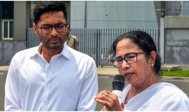 TMC में बड़ा बवाल: ममता बनर्जी को चेयरपर्सन पद से हटाने का ऐलान, अभिषेक बनर्जी सस्पेंड
